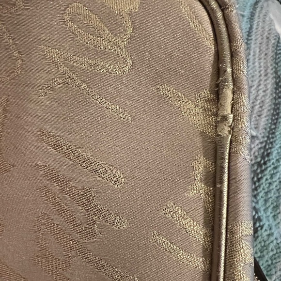 Coach Lurex New York Script Holiday Limited Edition Hobo F17472 - Picture 12 of 14